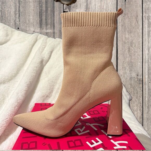 NEW Cape Robbin Faina Tan Sock Bootie Women’s Size 11 Heels Pointy Toe Boots - Picture 3 of 10